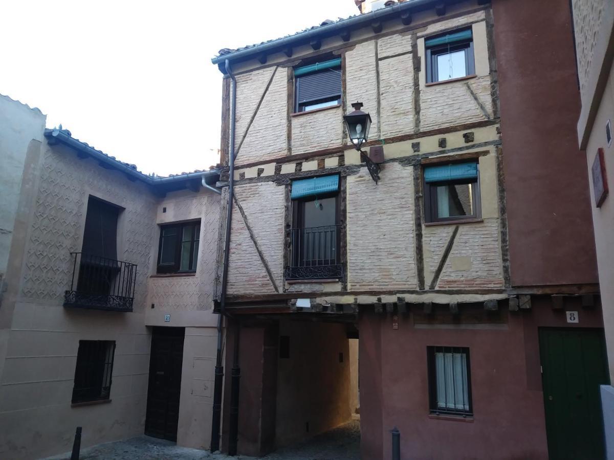 La Salceda Villa Torre Val De San Pedro Buitenkant foto